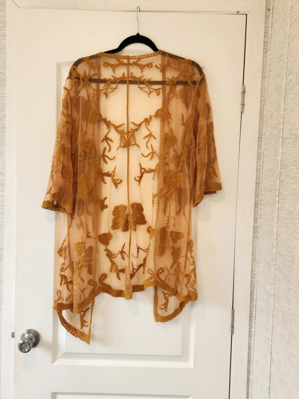 Maurices Sheer Embroidered Floral Kimono L/XL EUC